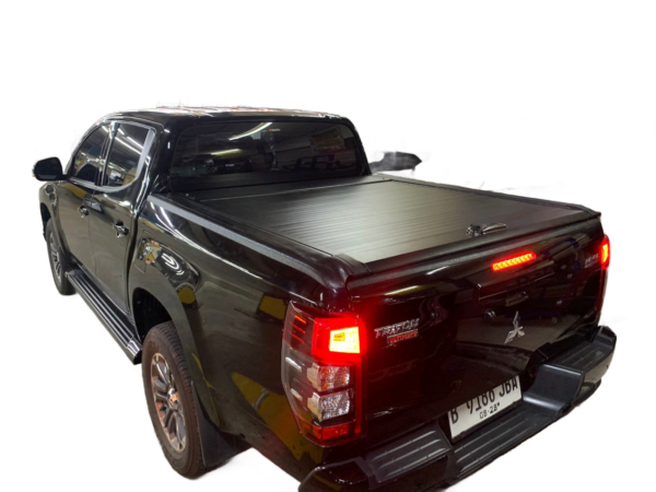 Roller Lid Tutup Bak Import Triton Model Geser
